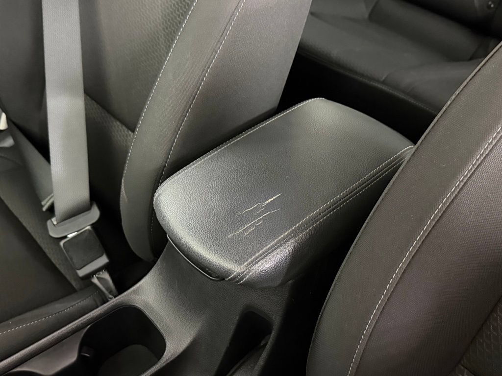 Used 2020 Hyundai Elantra GT FWD image 30