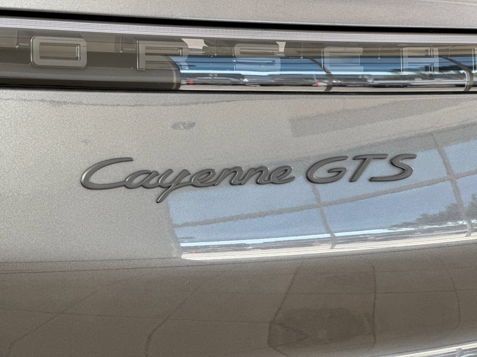 Certified 2021 Porsche Cayenne GTS AWD/4WD image 28