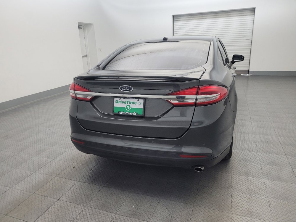 Used 2018 Ford Fusion SE w/ Equipment Group 201A FWD image 7