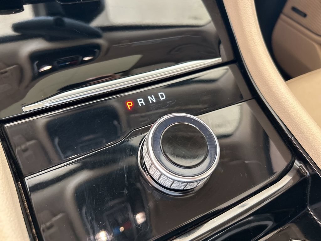 Used 2021 Jeep Grand Cherokee L Limited RWD image 15