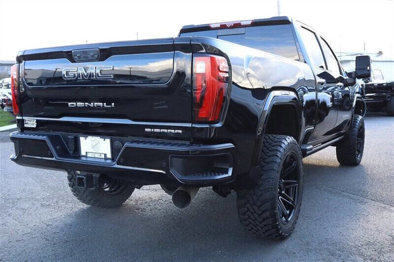 Used 2025 GMC Sierra 3500 Denali Ultimate image 5