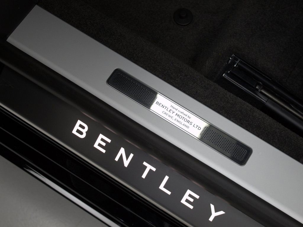 Used 2022 Bentley Flying Spur V8 AWD/4WD image 25