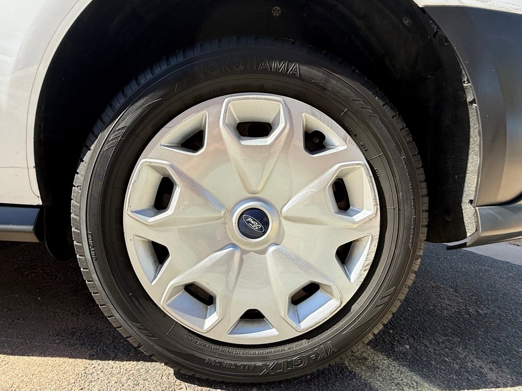 Used 2015 Ford Transit Connect XL image 8