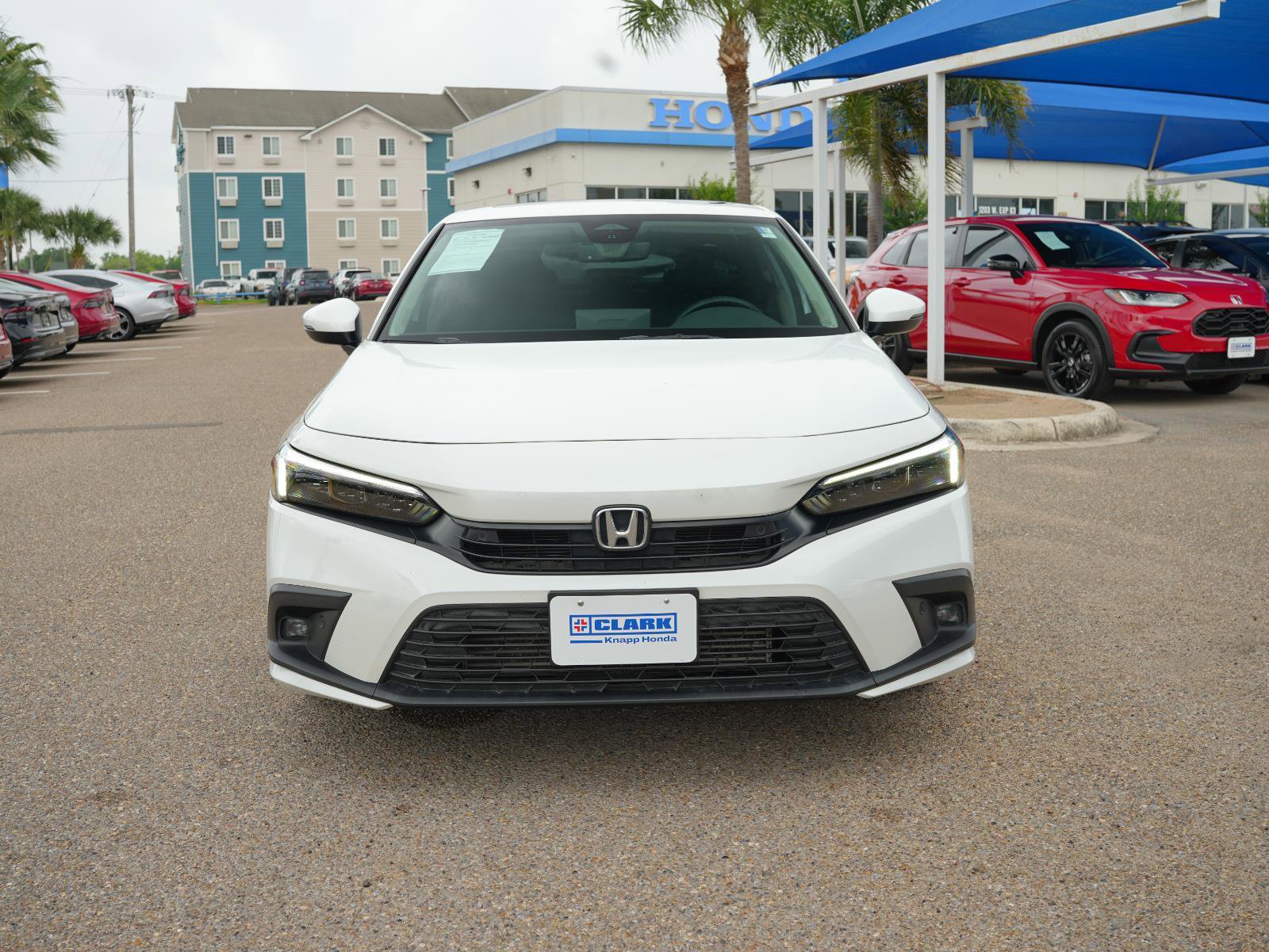 Used 2023 Honda Civic Touring image 2