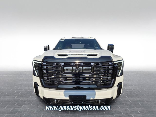 New 2026 GMC Sierra 3500 Denali Ultimate w/ LPO, Black Badging Package AWD/4WD image 2