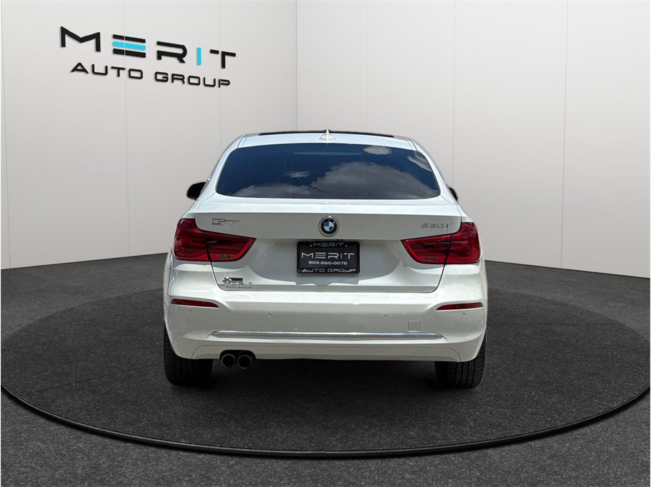 Used 2017 BMW 330i Gran Turismo xDrive AWD/4WD image 8