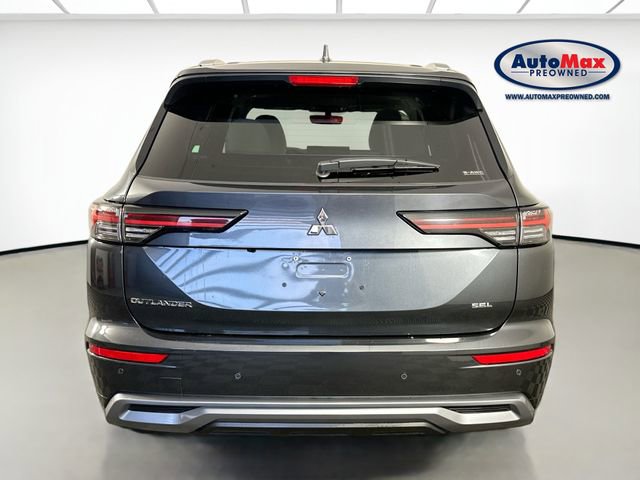 Used 2025 Mitsubishi Outlander SEL image 8
