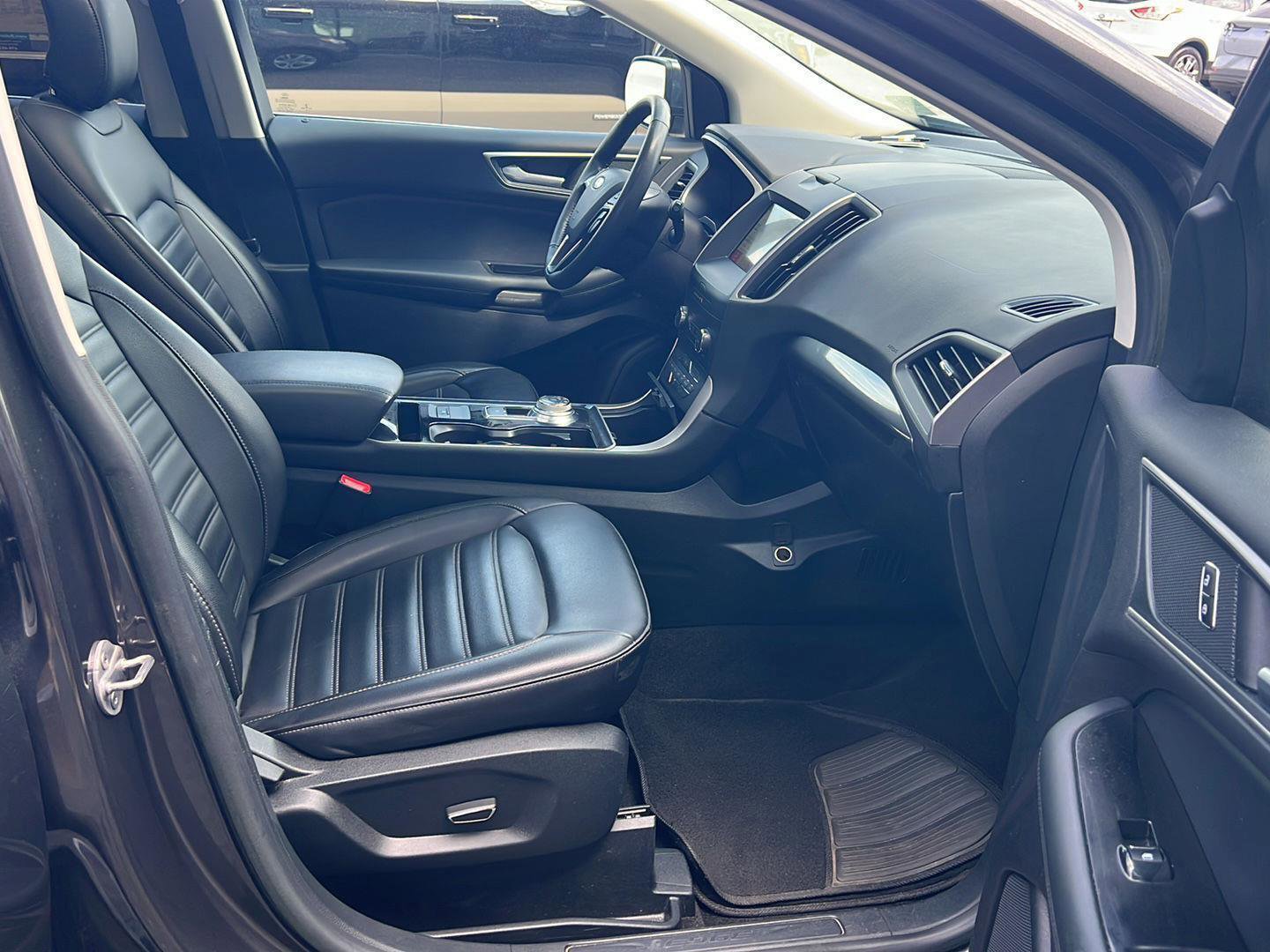 Used 2019 Ford Edge SEL w/ Equipment Group 201A image 13