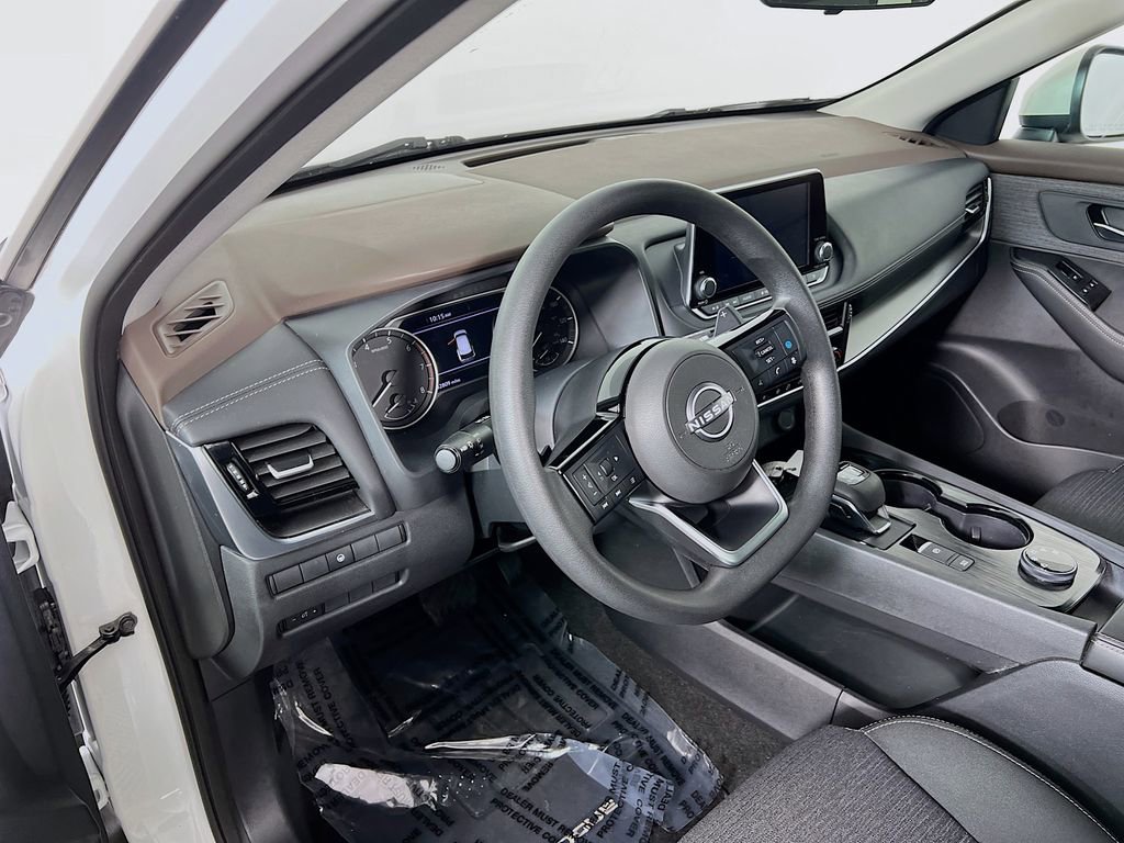 Used 2022 Nissan Rogue SV AWD/4WD image 8