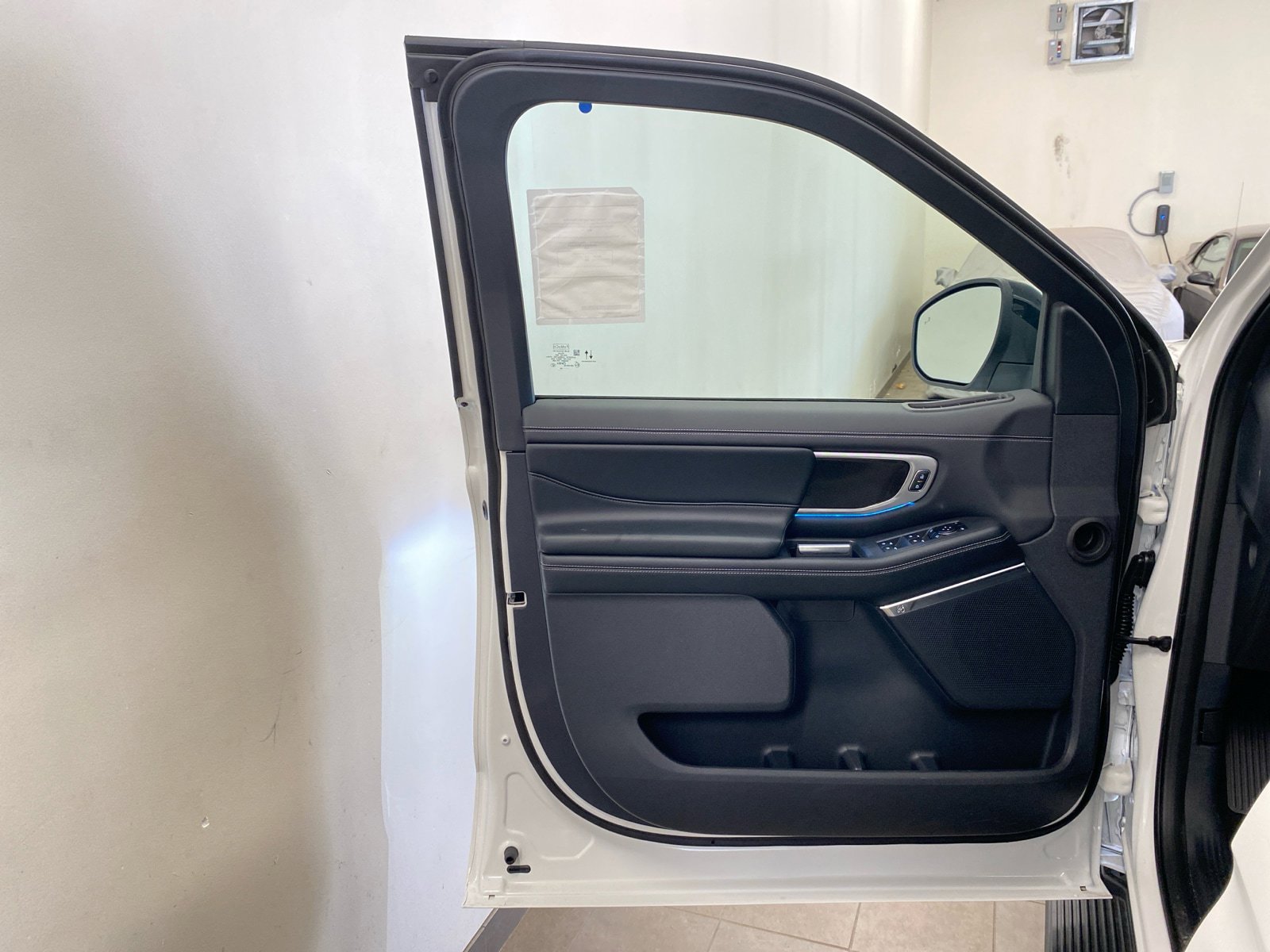 New 2026 Ford Expedition Platinum image 48