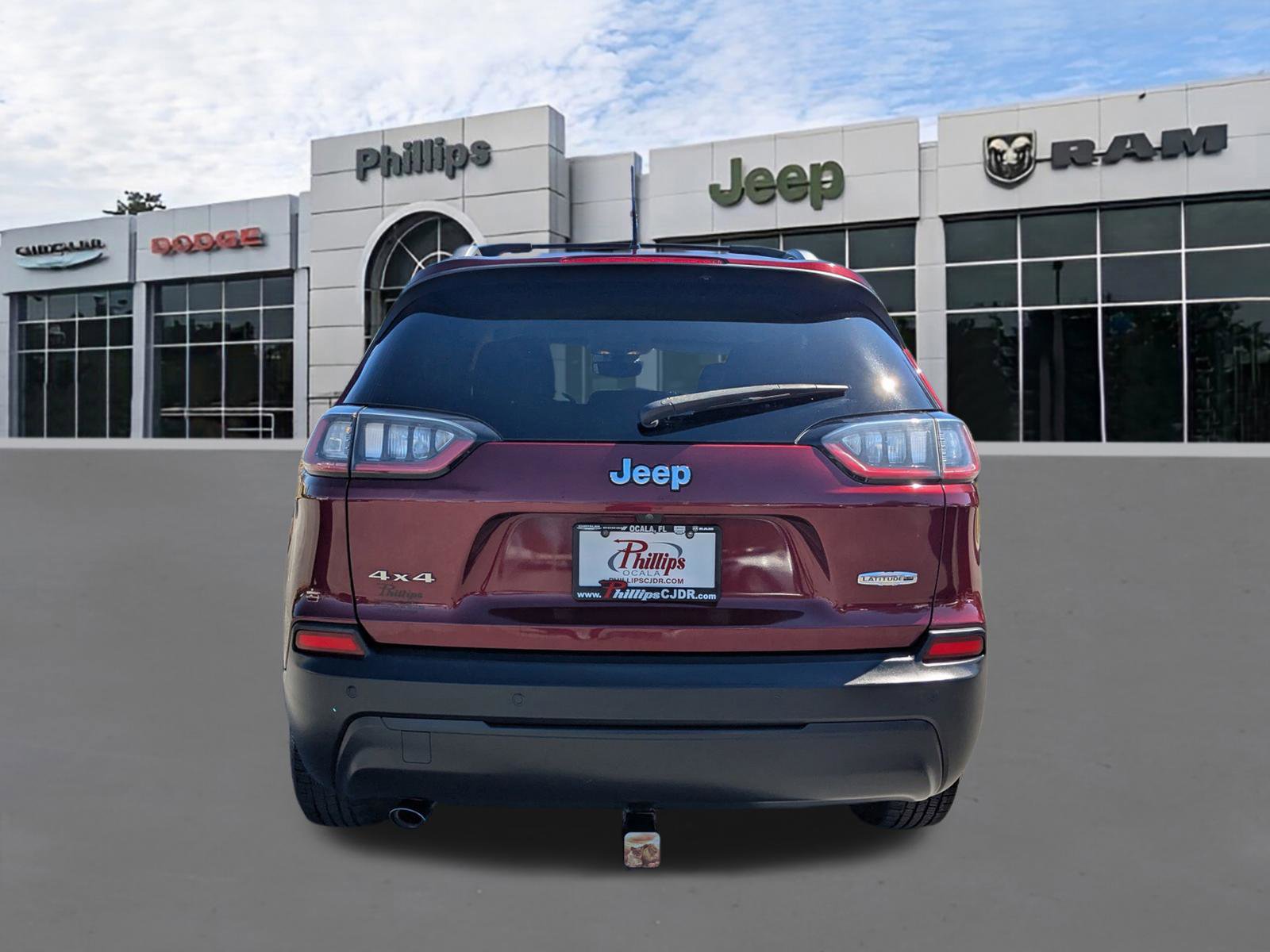 Used 2021 Jeep Cherokee Latitude Plus image 4