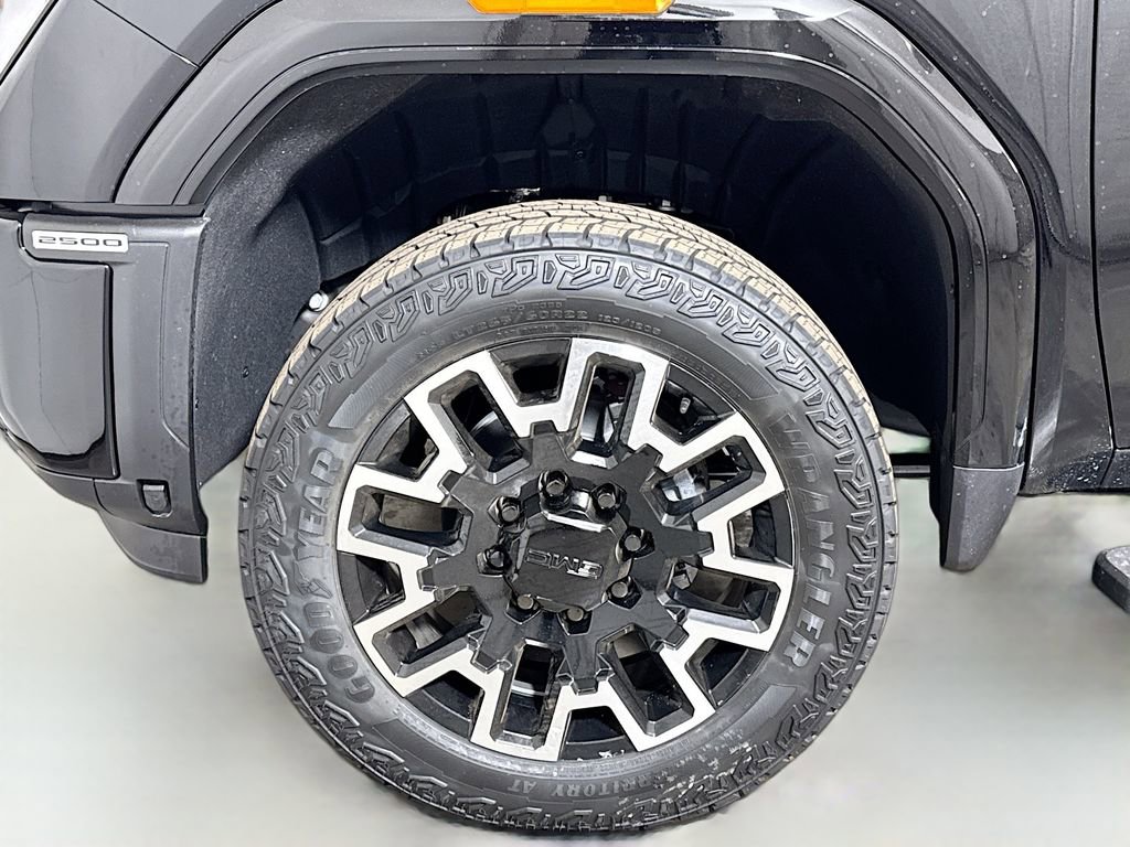 New 2026 GMC Sierra 2500 Denali w/ Denali Reserve Package image 19