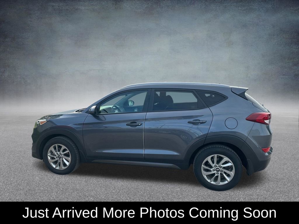 Used 2016 Hyundai Tucson SE w/ Option Group 02 FWD image 2