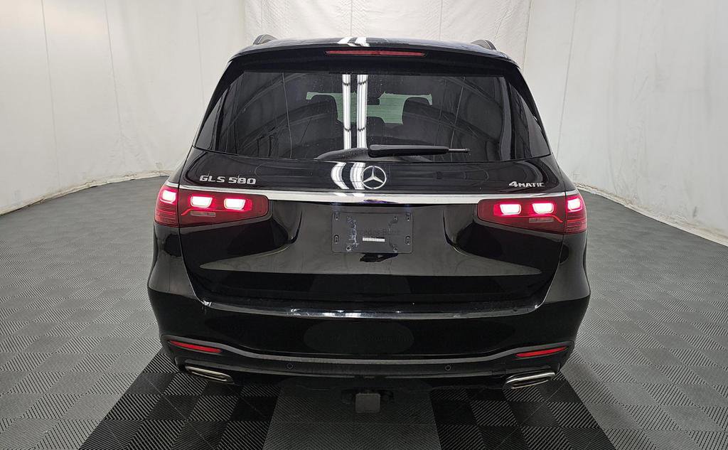 Used 2024 Mercedes-Benz GLS 580 4MATIC w/ Night Package image 5
