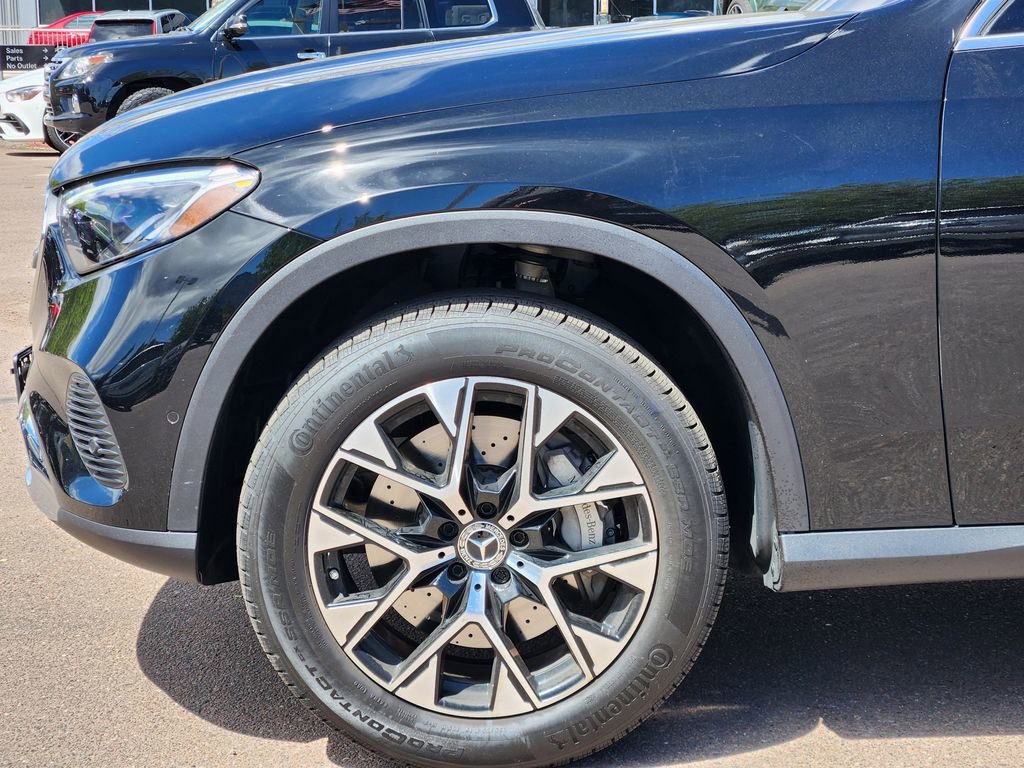 Used 2026 Mercedes-Benz GLC 350e 4MATIC image 9