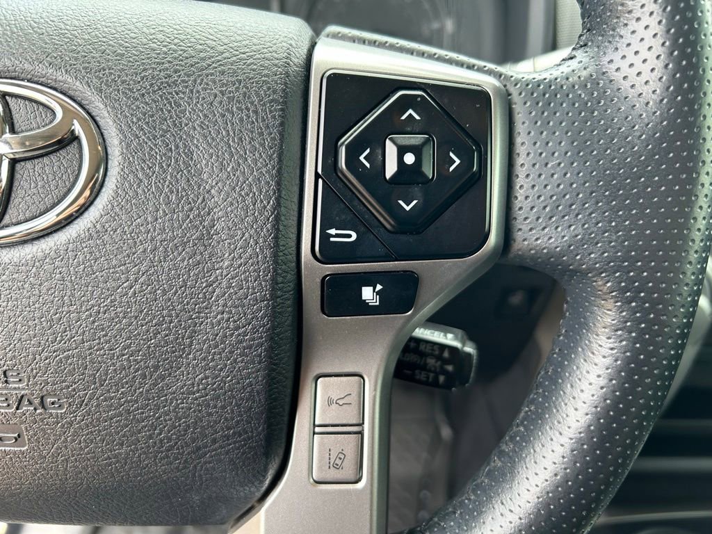 Used 2024 Toyota 4Runner SR5 Premium w/ SR5 Premium Package AWD/4WD image 12