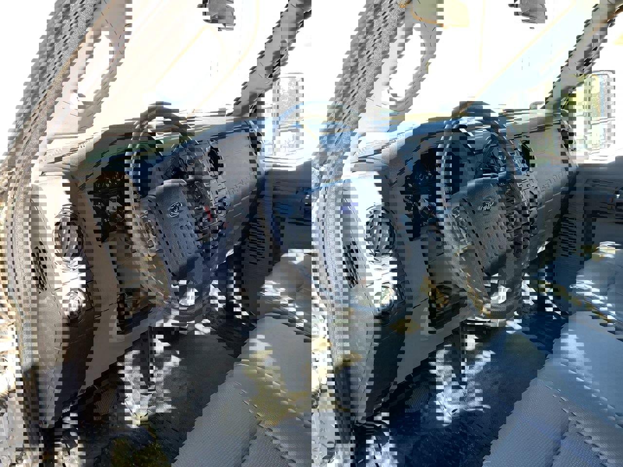 Used 2015 Ford F350 XL w/ Power Equipment Group image 17