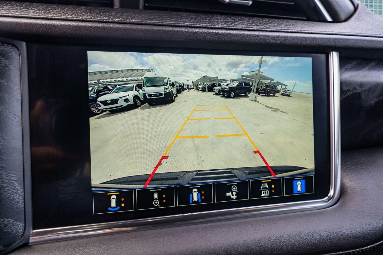 Used 2024 GMC Yukon XL Denali image 36