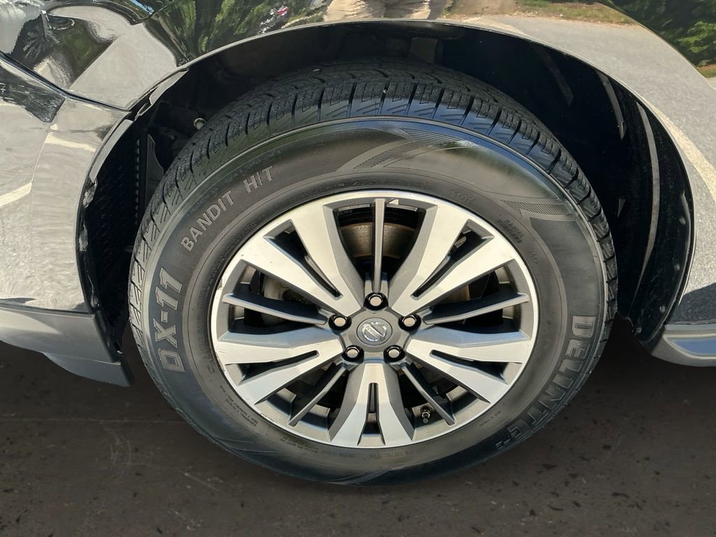 Used 2018 Nissan Pathfinder SL AWD/4WD image 10