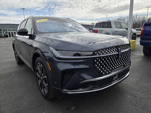 Used 2024 Lincoln Nautilus Reserve w/ Equipment Group 202A image 1