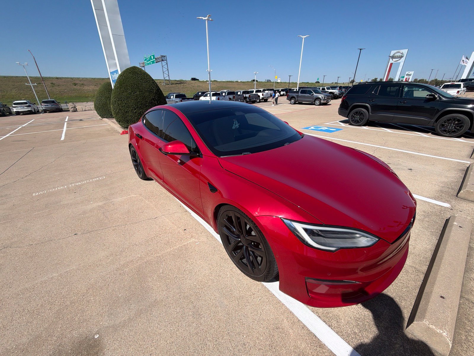 Used 2021 Tesla Model S Plaid AWD/4WD image 21