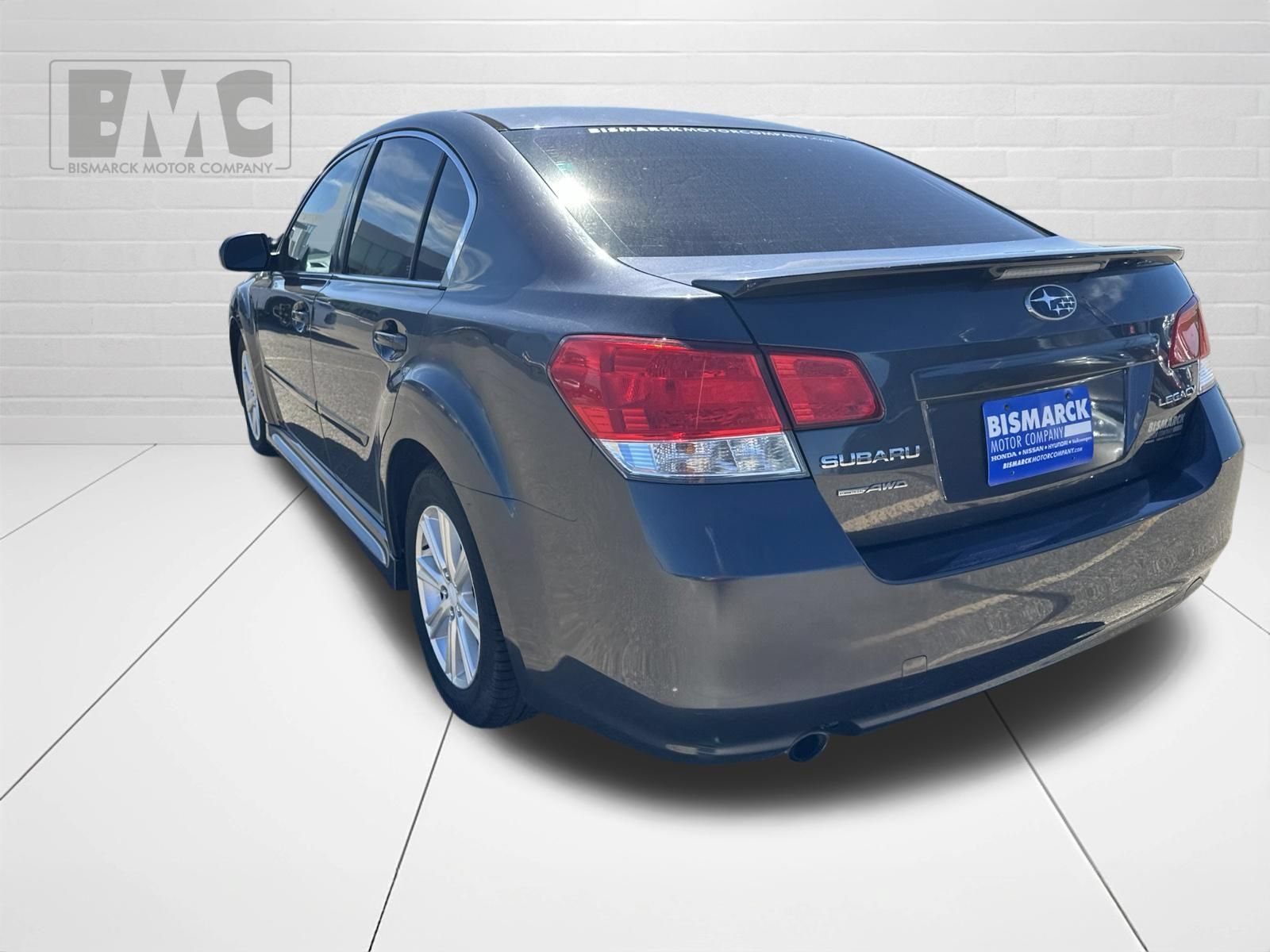 Used 2012 Subaru Legacy 2.5i Premium w/ All-Weather Pkg + Moonroof AWD/4WD image 4