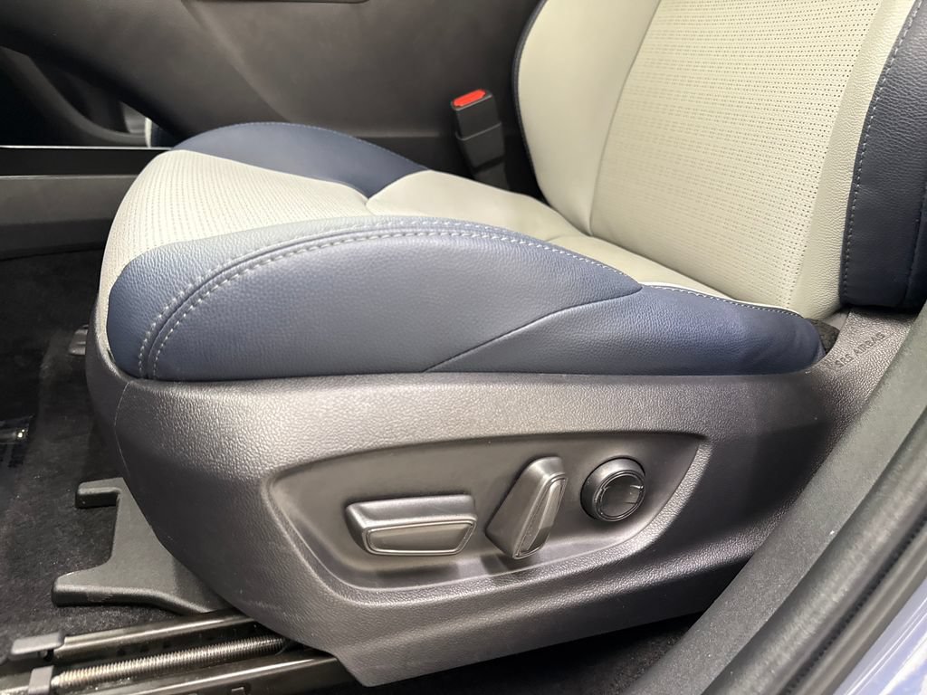 Certified 2023 Subaru Solterra AWD image 13