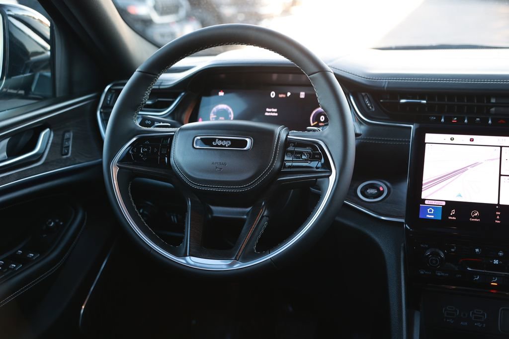 New 2025 Jeep Grand Cherokee L Overland image 22