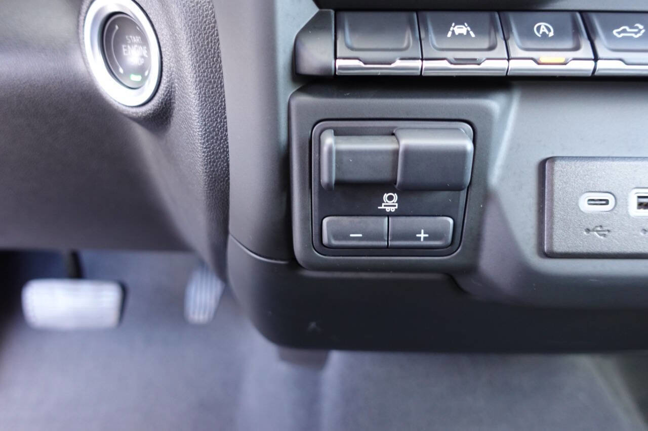 Used 2024 Chevrolet Silverado 1500 Custom image 46