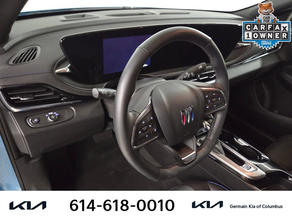 Used 2025 Buick Envista Sport Touring w/ Convenience I Package FWD image 17