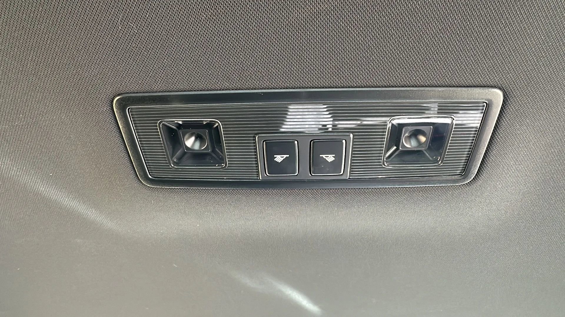 Used 2015 Volkswagen GTI S FWD image 28