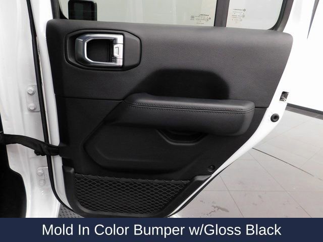 Used 2021 Jeep Wrangler Unlimited Sahara image 30