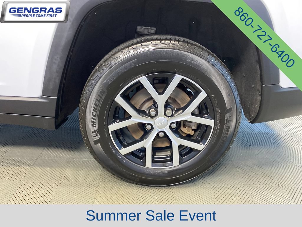 Used 2023 Jeep Grand Cherokee L Limited AWD/4WD image 34