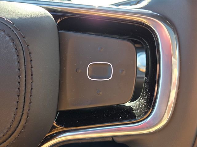 Used 2025 Lincoln Nautilus Reserve w/ Jet Appearance Package image 24