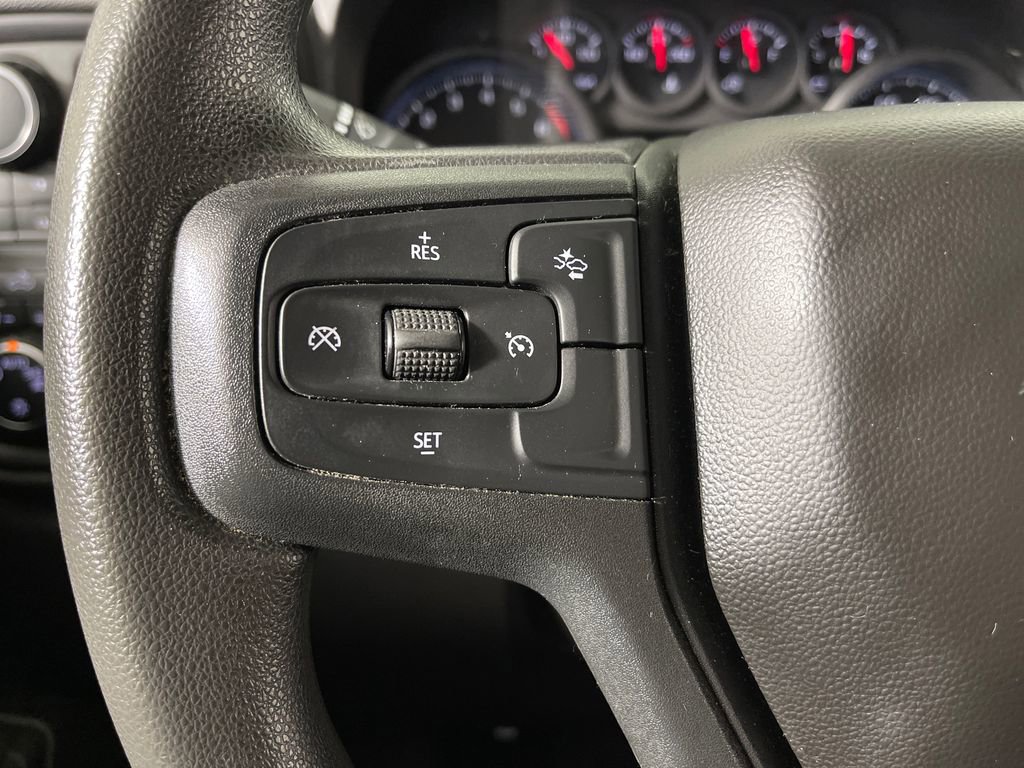 Used 2023 Chevrolet Silverado 1500 Custom Trail Boss AWD/4WD image 28