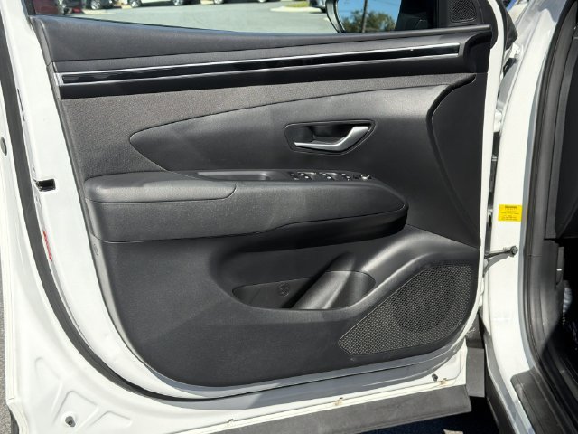 Certified 2024 Hyundai Tucson SEL w/ Convenience Package FWD image 12