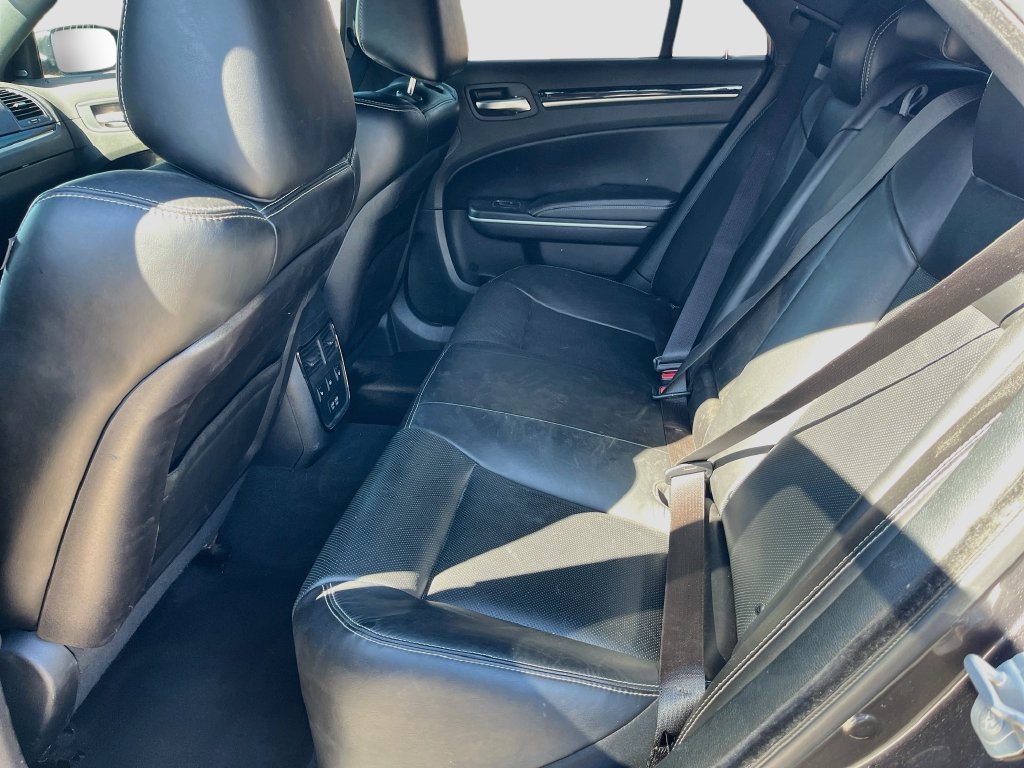 Used 2023 Chrysler 300 S w/ Comfort Group RWD image 25