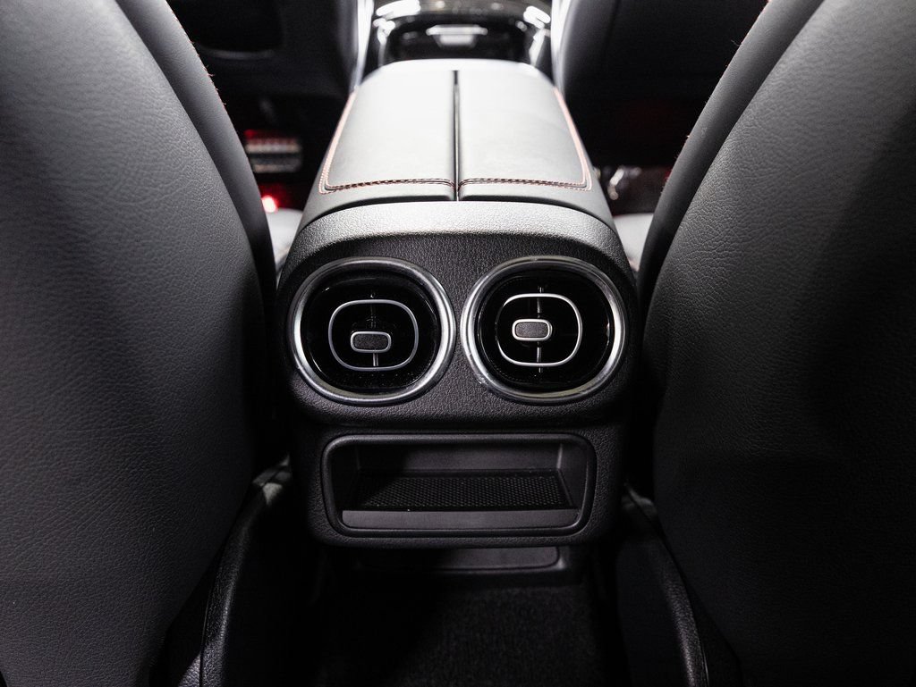 Used 2025 Mercedes-Benz GLC 63 AMG S w/ Driver Assistance Package image 27