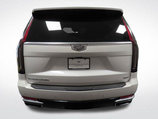 Certified 2022 Cadillac Escalade Premium Luxury Platinum AWD/4WD image 31