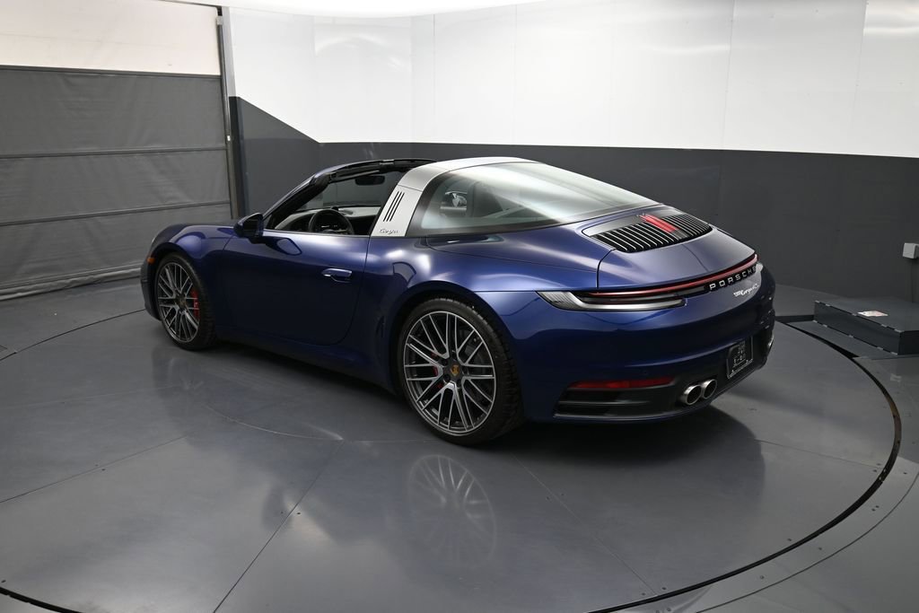 Certified 2024 Porsche 911 Targa 4S AWD/4WD image 33