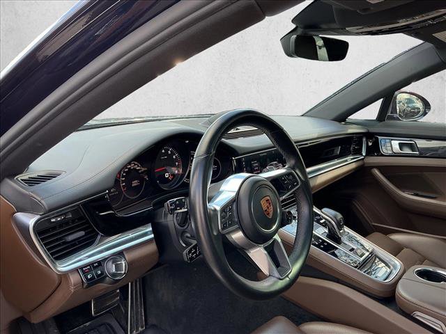 Used 2018 Porsche Panamera 4S image 10