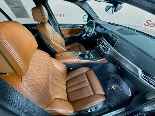Used 2022 BMW X5 xDrive40i w/ M Sport Package AWD/4WD image 29