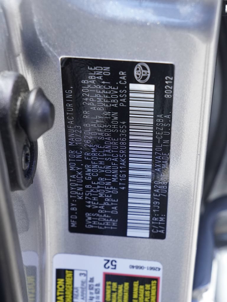 Used 2024 Toyota Camry SE FWD image 32