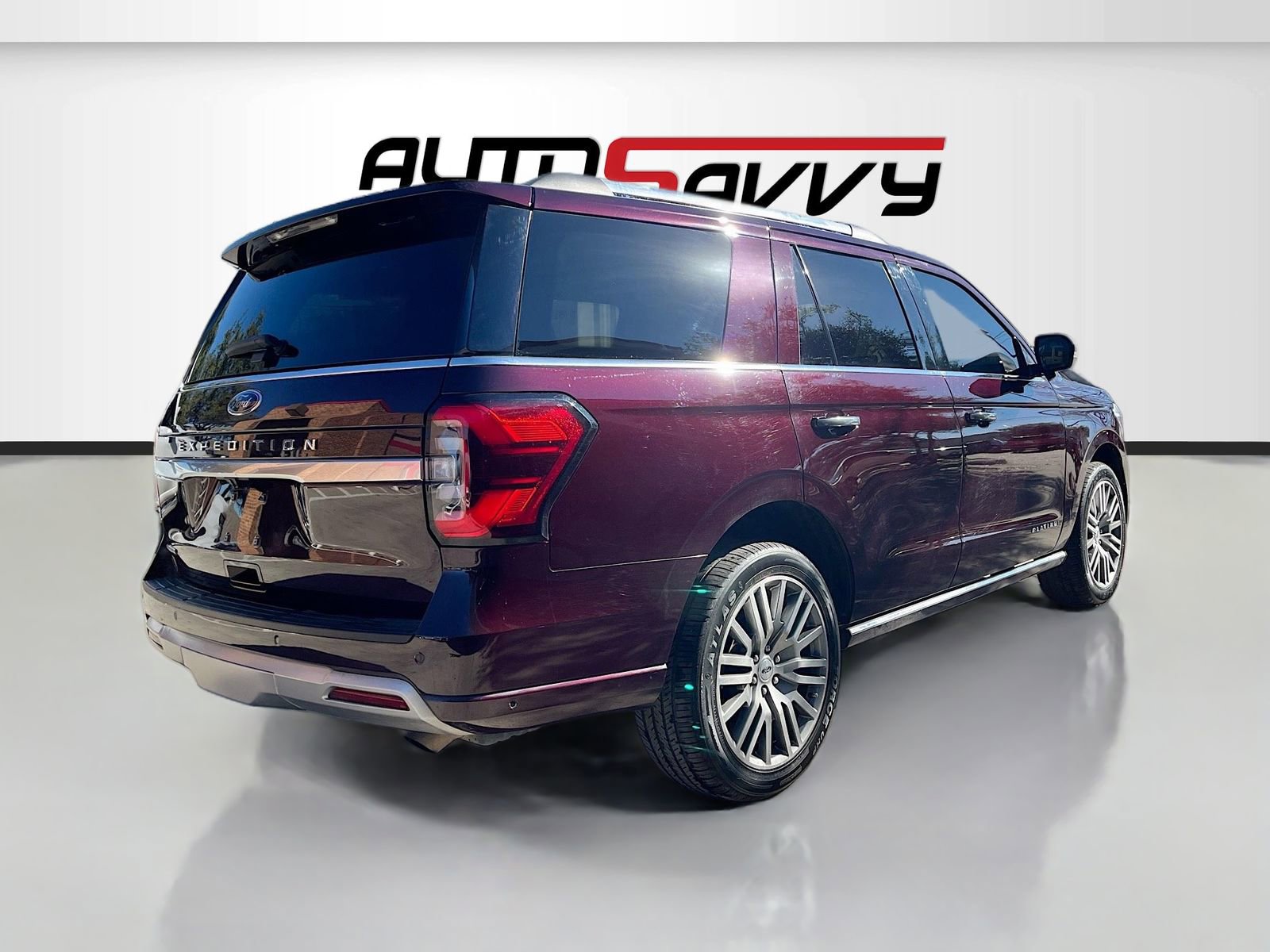 Used 2024 Ford Expedition Platinum AWD/4WD image 7