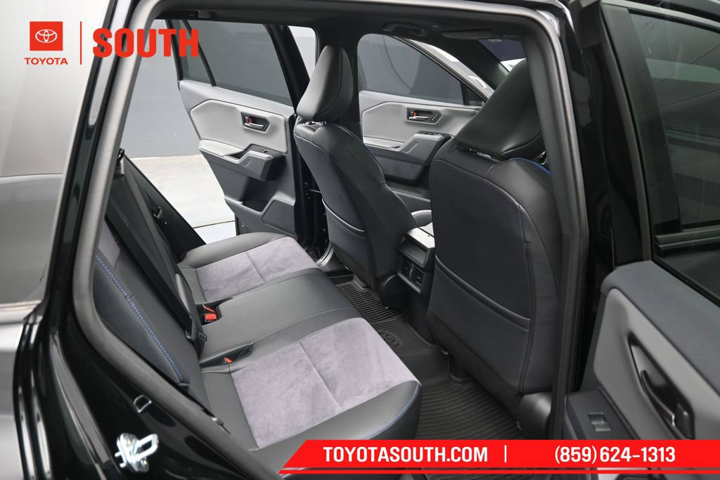 Used 2026 Toyota RAV4 XSE AWD/4WD image 31