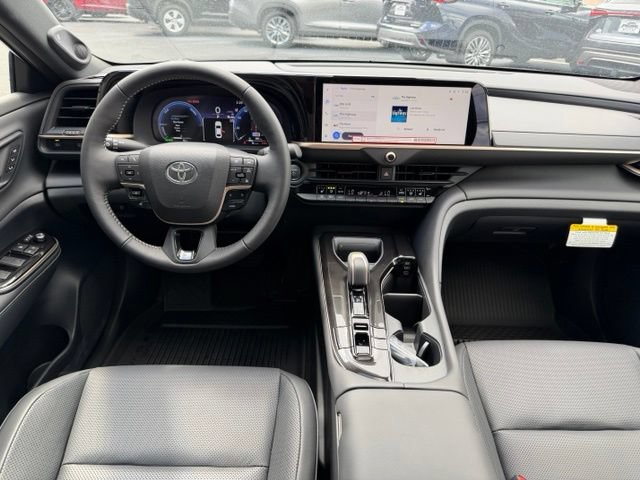 Used 2026 Toyota Crown AWD/4WD image 8