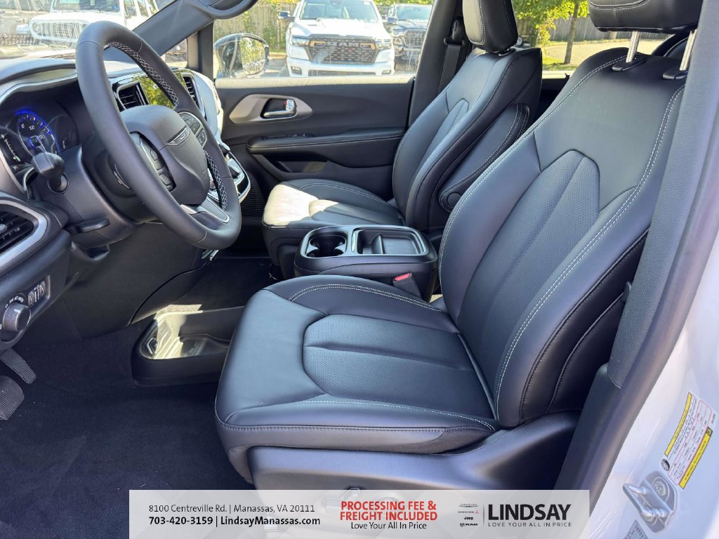 New 2027 Chrysler Pacifica LX FWD image 18