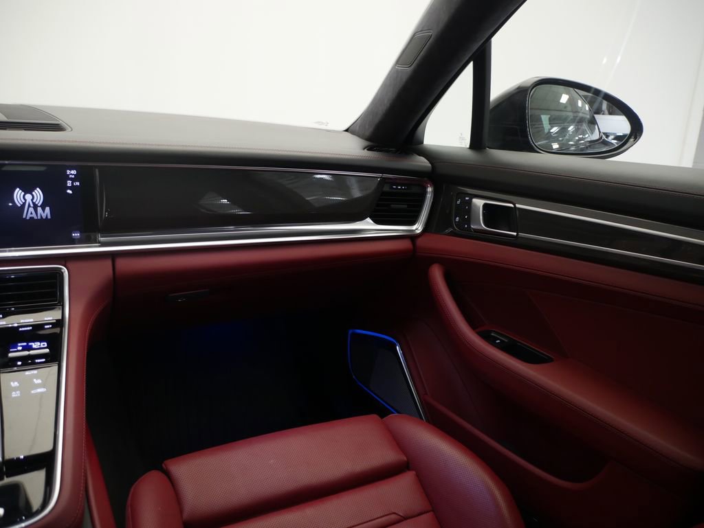 Certified 2022 Porsche Panamera Turbo S AWD/4WD image 36