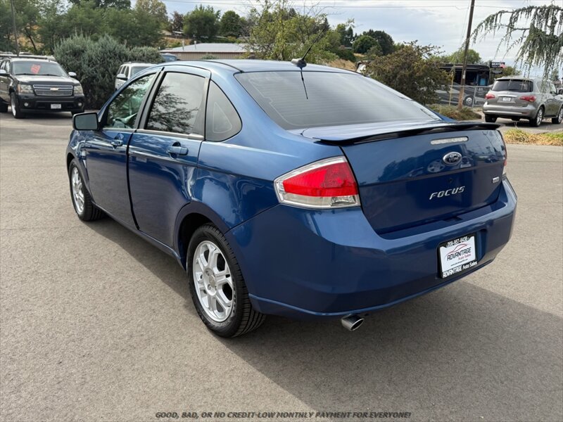 Used 2008 Ford Focus SES FWD image 5