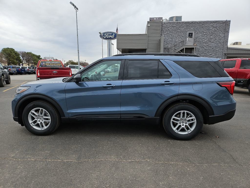 New 2026 Ford Explorer Active w/ Active Comfort Package RWD image 7